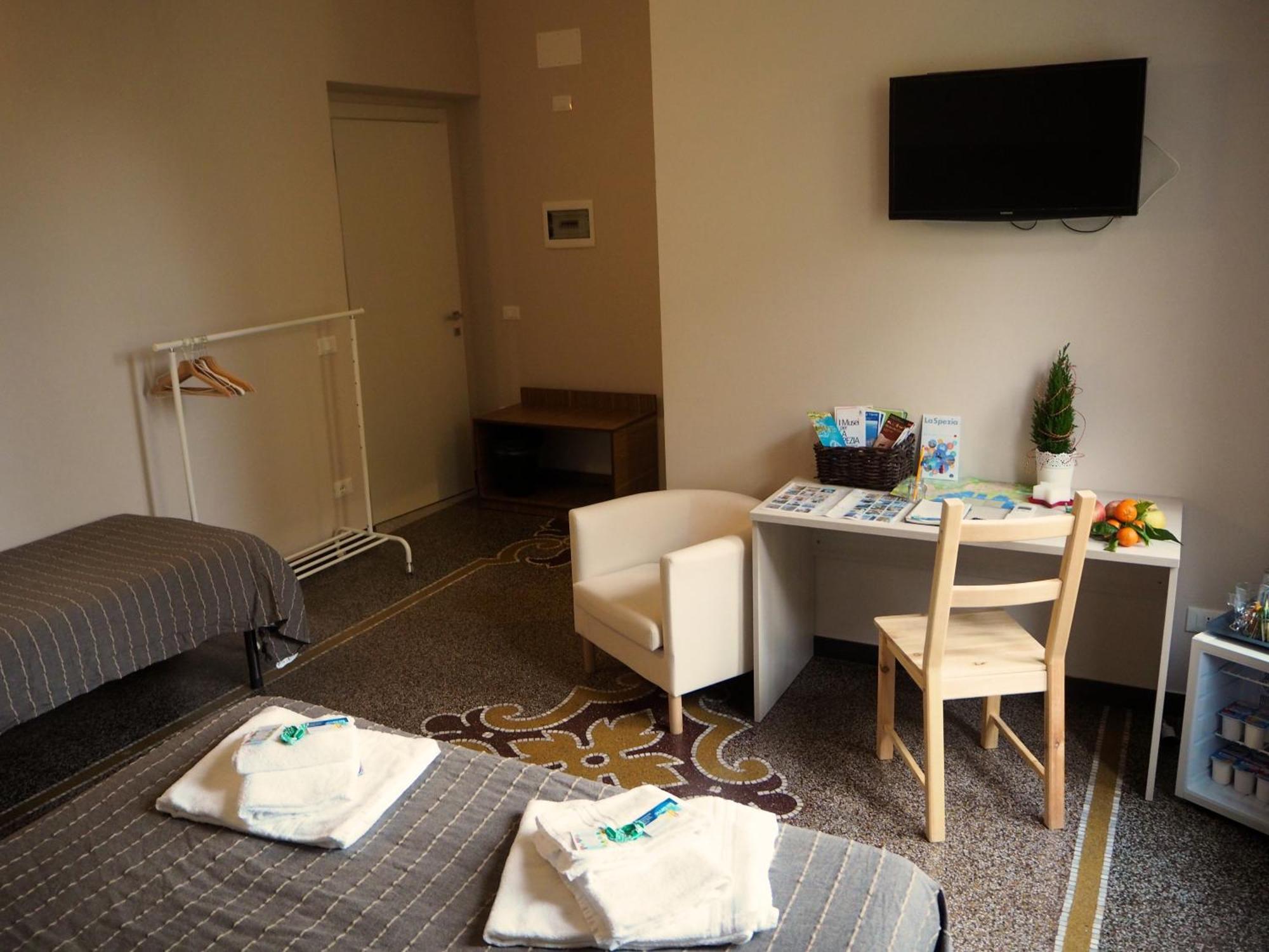B&B Cernaia 42 La Spezia Eksteriør bilde
